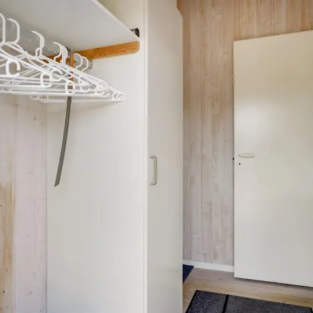 Holiday home Eddi - 550m From The Sea In Nw Jutland By Interhome