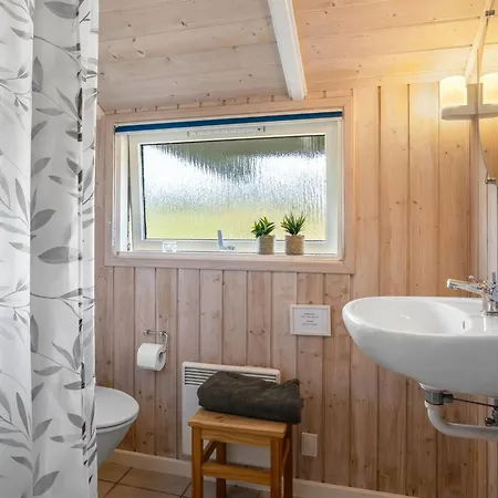 Eddi - 550m From The Sea By Interhome